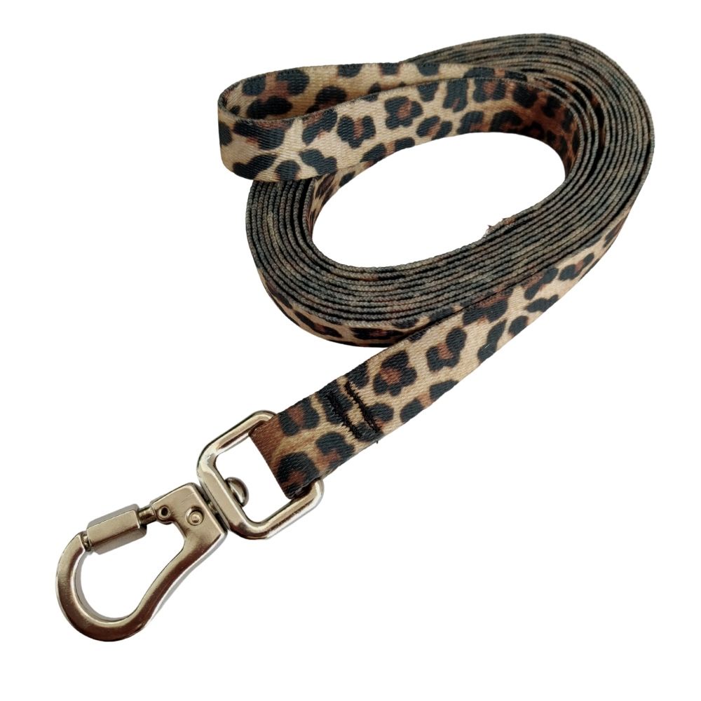 Guia Longa com 3 Metros Para Cachorro com Trava de Segurança Dupla Oncinha Animal Print