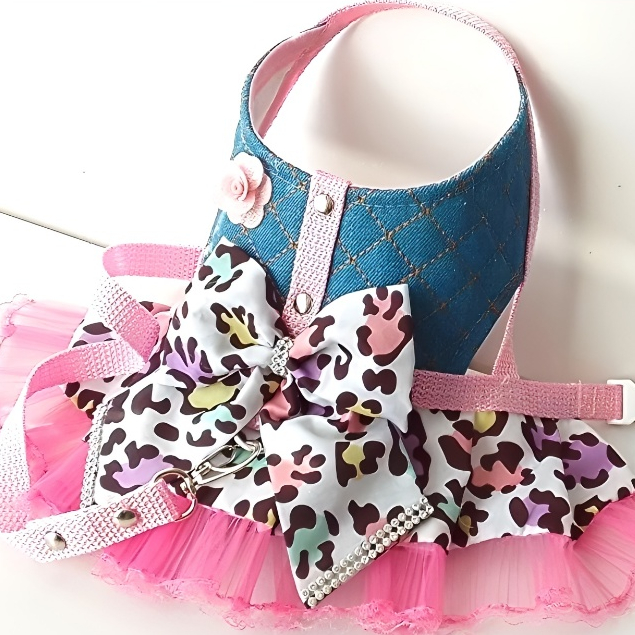 Vestido fantasia pet animal print luxo roupinha peitoral pra cachorro tamanho P
