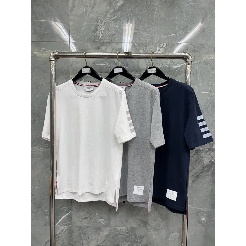 XVOV 2026New  25ss Summer four-stripe short-sleeved round-neck top, short in the front and long in the back, breathable
