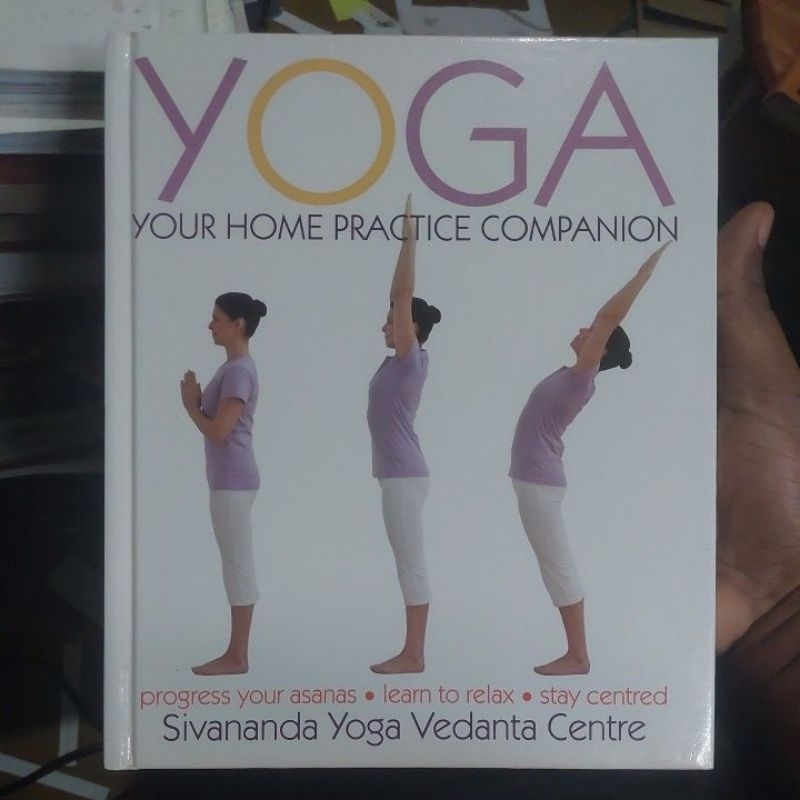 Livro - Yoga - Your Home Practice Companion (em Inglês) - Sivananda Yoga e Vedanta Centre