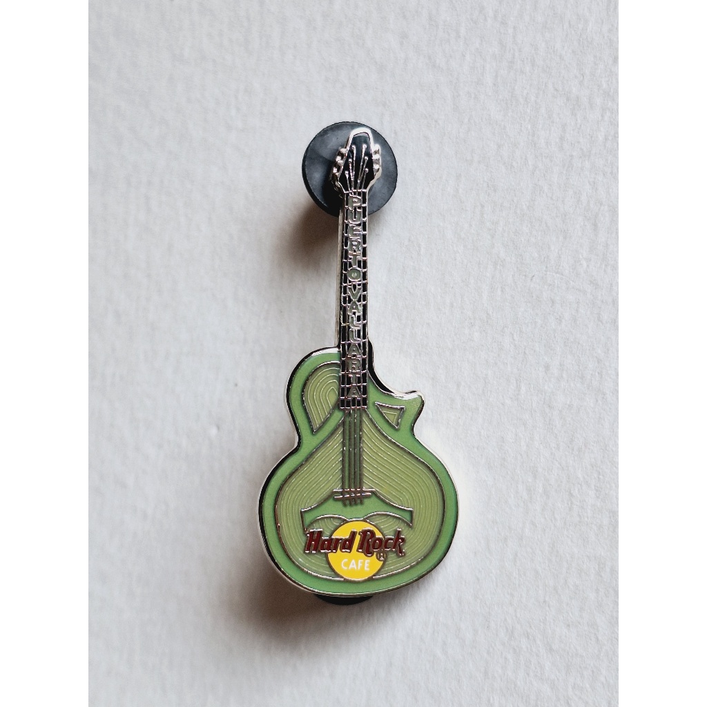 Pin / Broche - Hard Rock Cafe - Puerto Vallarta - Green/Grey Upright Guitar