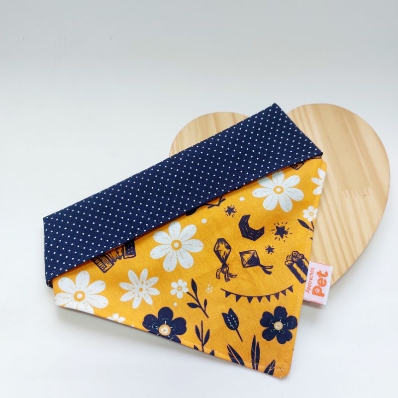 Bandana para Cachorro ou gato Dupla face - Estampa Cordel encantado