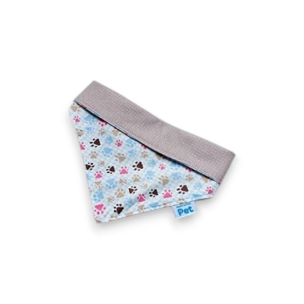 Apetrechos  pet - Bandana dupla face  pet - estampa de patinhas