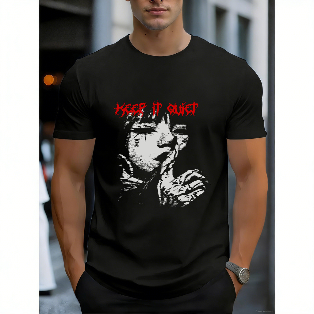 Camiseta Masculina Estampa Silhueta Pessoa Sorrindo Com Texto Keep It Quiet Moderna Estilosa Atemporal