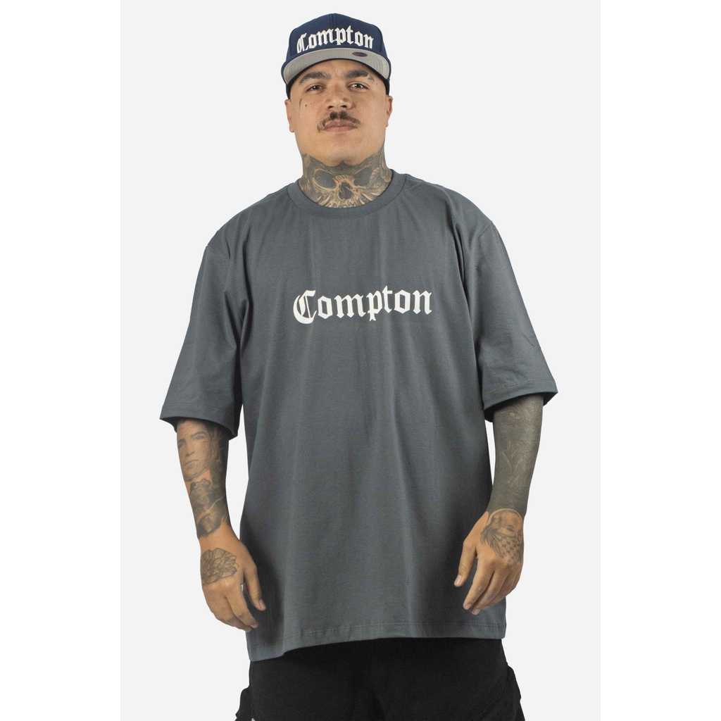 Camiseta Compton Oversized Classic Cinza