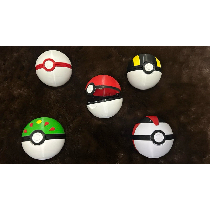 Pokébola abre e fecha com imã Realista 3D – Acompanha suporte - Colecionável para fãs e decoração