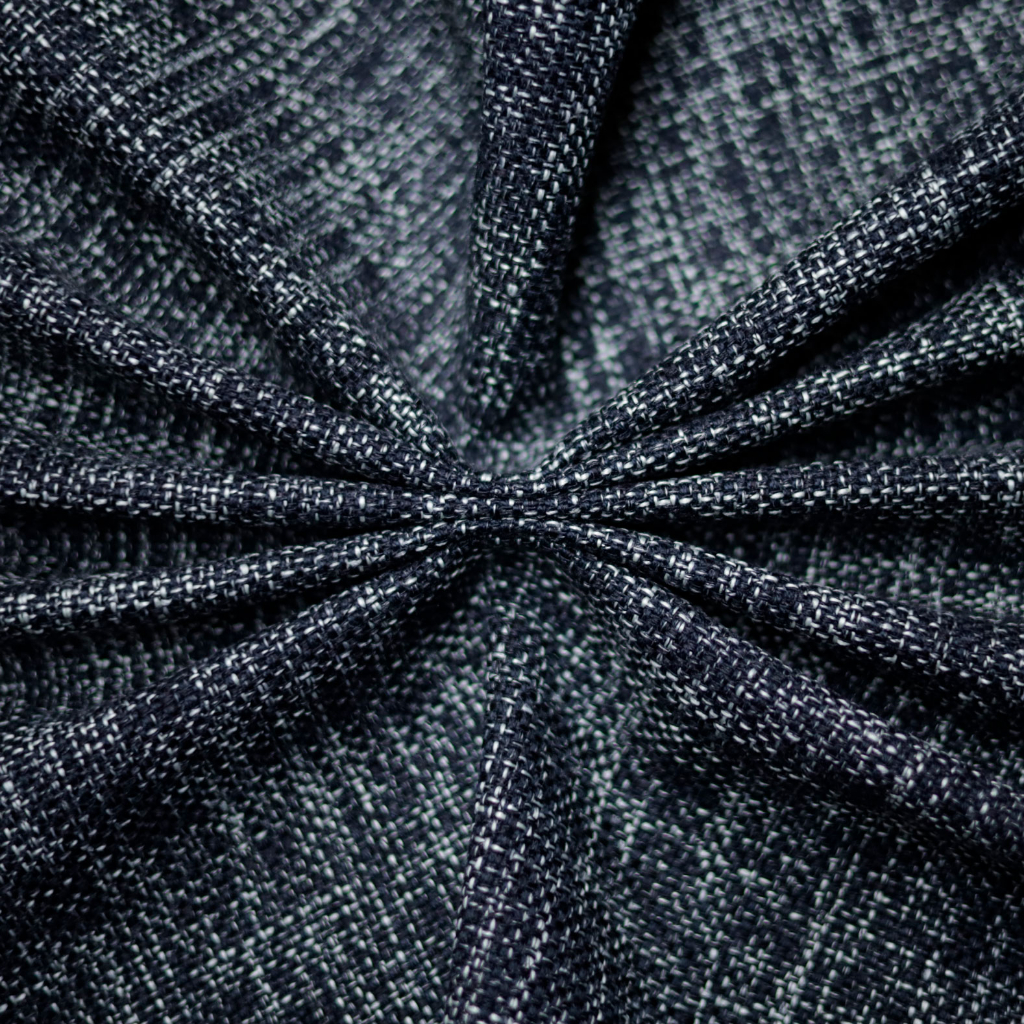 Tecido Preto Com Detalhes Branco Alto Padrão - 0213  - 1,40m x 1m