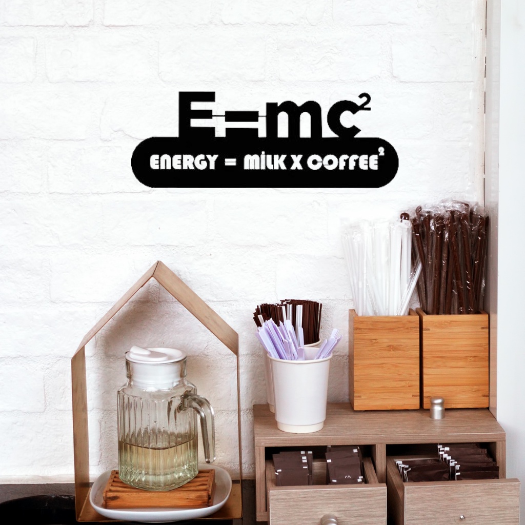 Quadro Decorativo Aplique de Parede Vazado Matemática  Emc=milk e coffe Madeira Mdf 3mm