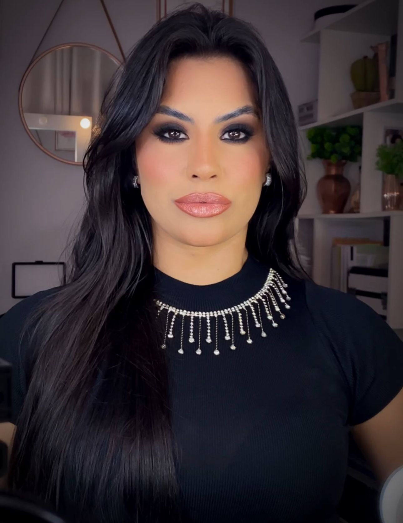 ESCOLA DE MAQUIAGEM MAYARA BARCELOS