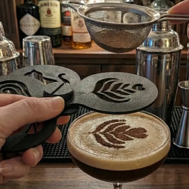 Kit com 4 Moldes Stencil - Barista Para Decorar Café -  Sobremesa Bolo