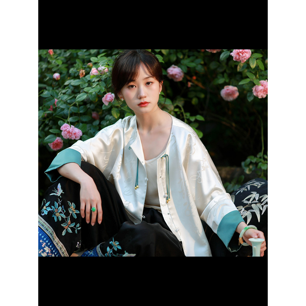 Luobi Xingyun 丨 Yicheng Fengxu 丨 Verão novo estilo chinês Top feminino All-Match diário Jacquard cor combinando jaqueta