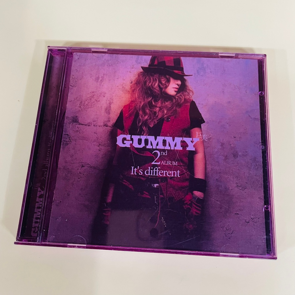 GUMMY – É Diferente (2o Álbum CD) (FEAT . WHEESUNG & MASTA WU)