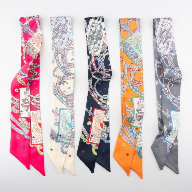 New French-style long, multi-functional silk scarf，Suitable for Women，Can be used as an elegant bag strap or hair tie。