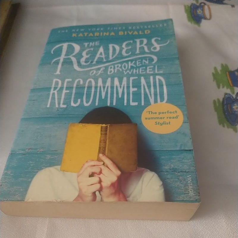 The readers of Broken Wheel Recommend- Katarina Bivald