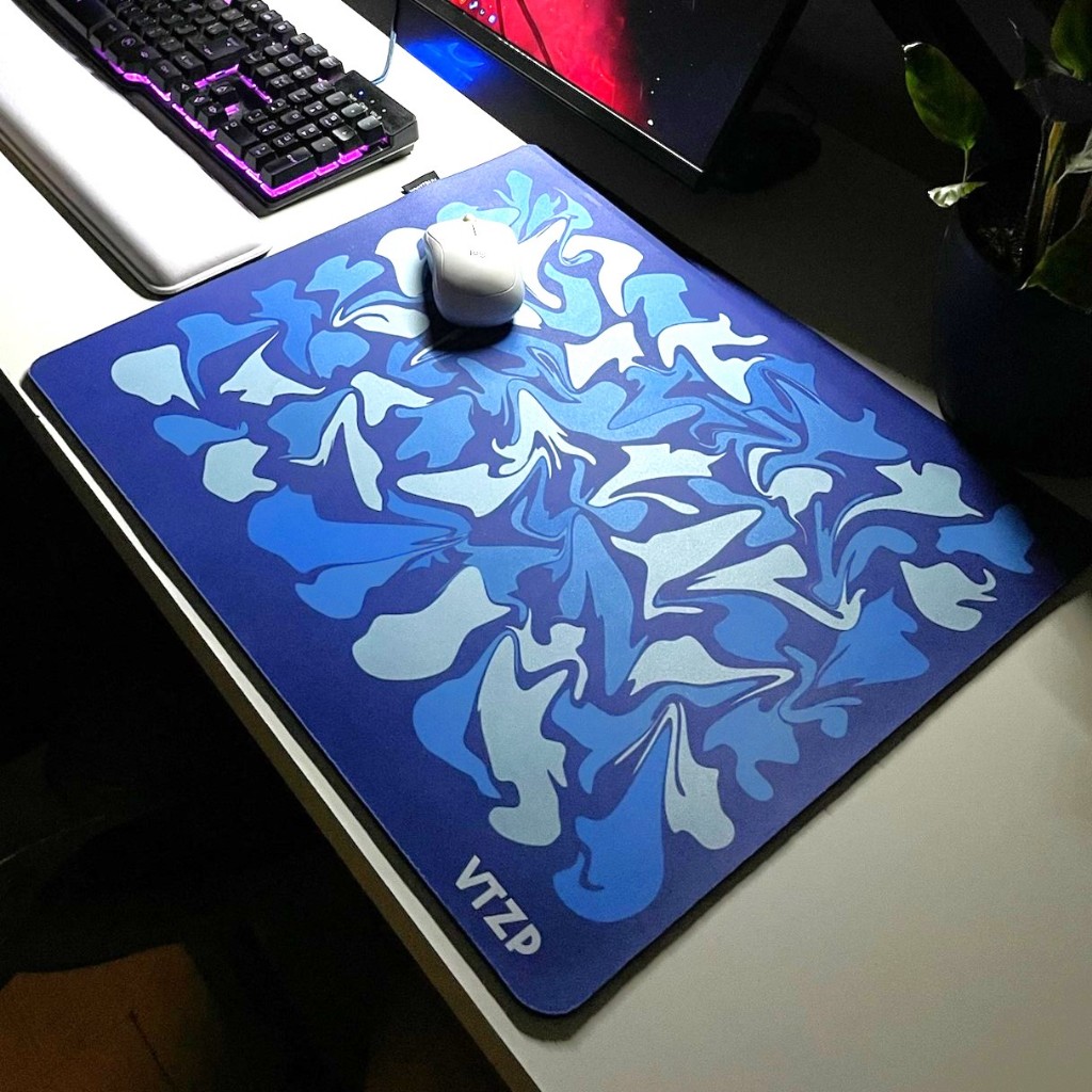 Mouse Pad Blue Nebula VTZP | 40X45CM | Borracha natural | SPEED | SEM COSTURA