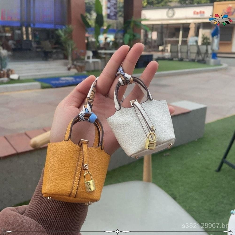 Decoração De Bolsa ATINTO , Pingente Fashion Kawaii , Luxo Fofo Com Capas De Fone De Ouvido De Couro Cordão