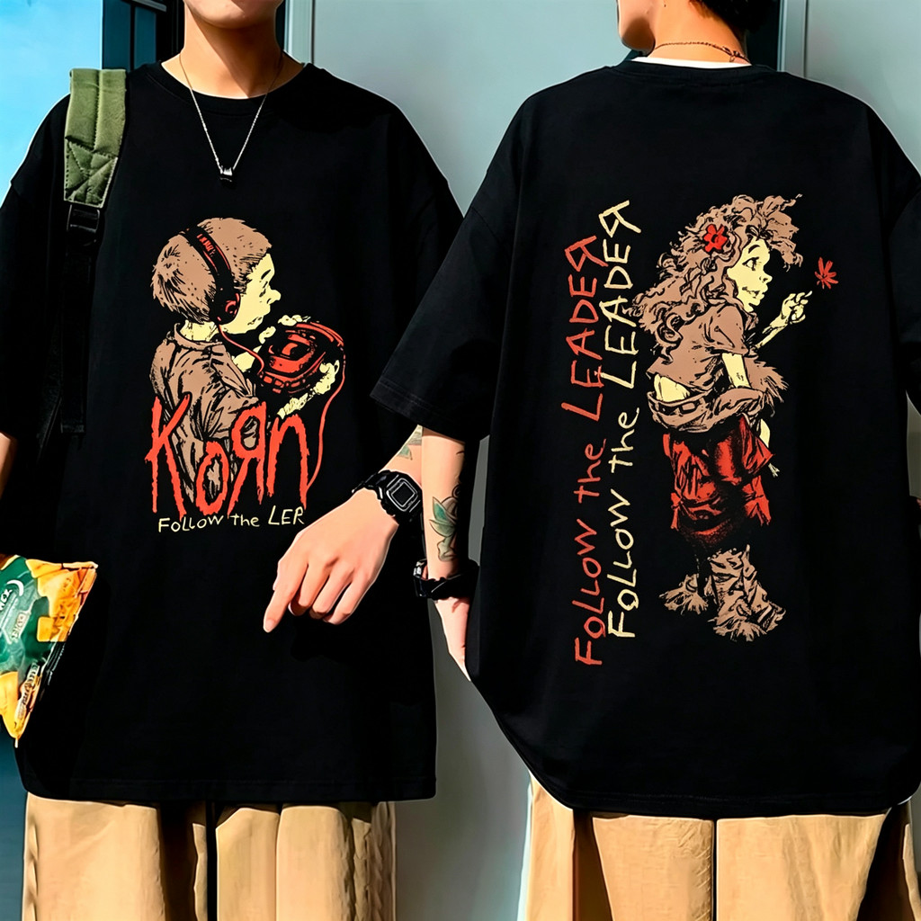 Camiseta Preta Unisex, Design com Personagens Estilizados, Textos 
