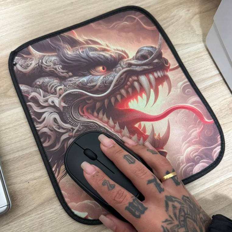 Mouse Pad Gamer Personalizado Pequeno RGB Exclusivo 19x24cm Confortável e Preciso !