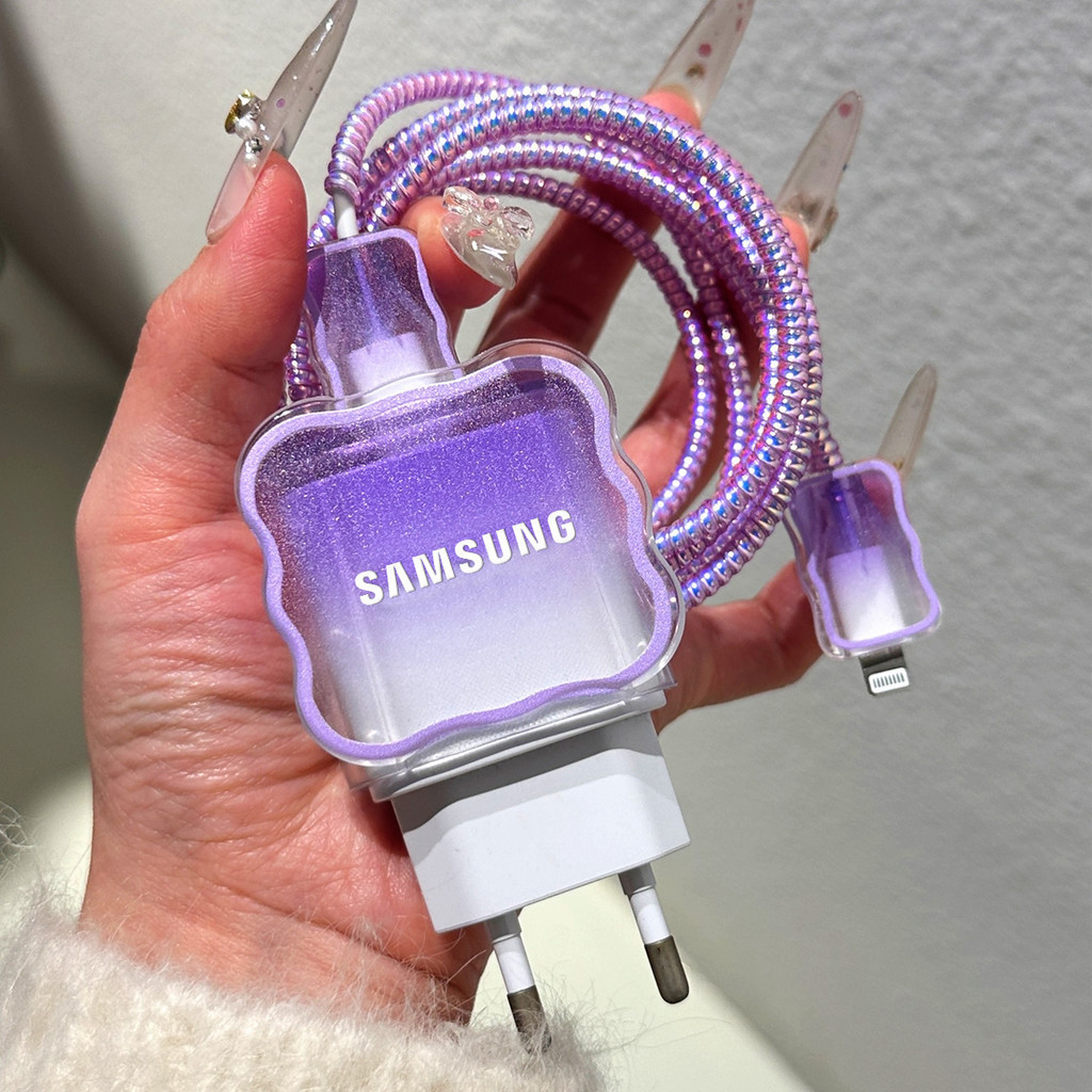 Capa protetora para carregador universal Samsung de 25W, resistente a arranhões, roxo degradê, prolonga a vida útil.