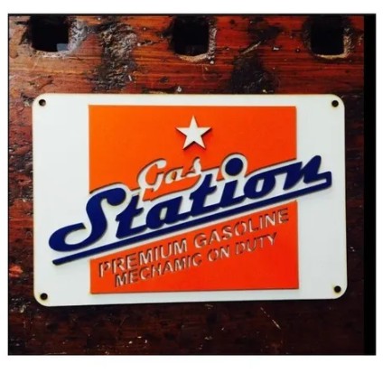 Placa Decorativa Quadro Entalhado Em Madeira Gas Station