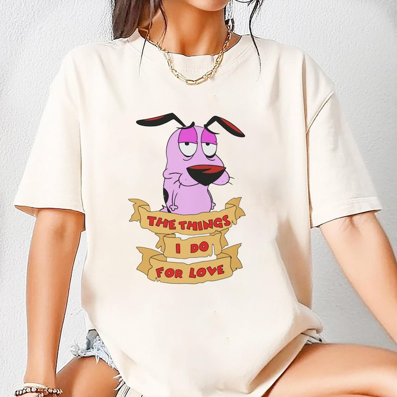 Camiseta Bege Unisex Design com Cão Cartoon Texto 