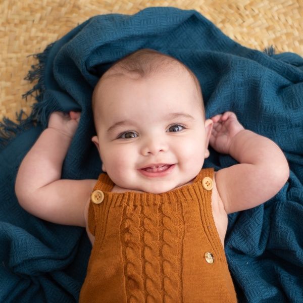 Como fotografar seu bebê desde recém-nascido com o celular