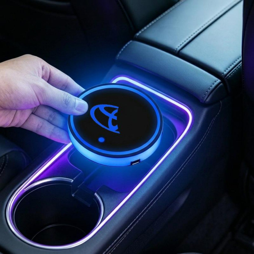7 Cores Luz RGB Suporte de Copo LED Automotivo Acessórios para Carros For Toyota Corolla Hilux Yaris Cross RAV4