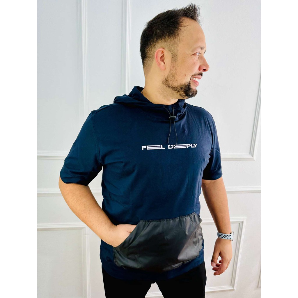 Camiseta Canguru Com Touca Feel Deeply 220374