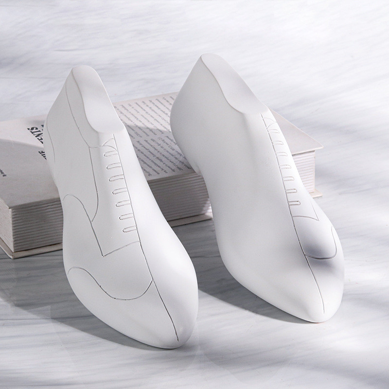 BRKO Nordic minimalist model room decor, bedroom, walk-in closet, guesthouse, sales office, wardrobe, creative art, shoe