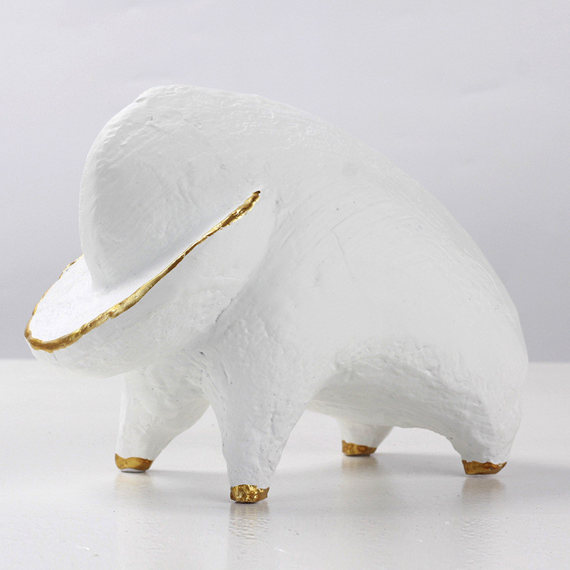 QUGY Simple cartoon figurines, unique animal ornaments, creative and trendy sculptures, decorative pieces for model room