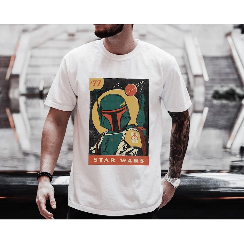 Camiseta Feminino Star Wars Boba Fett Vintage Trading Card '77 Unissex Algodão Premium Streetwear Envio Imediato