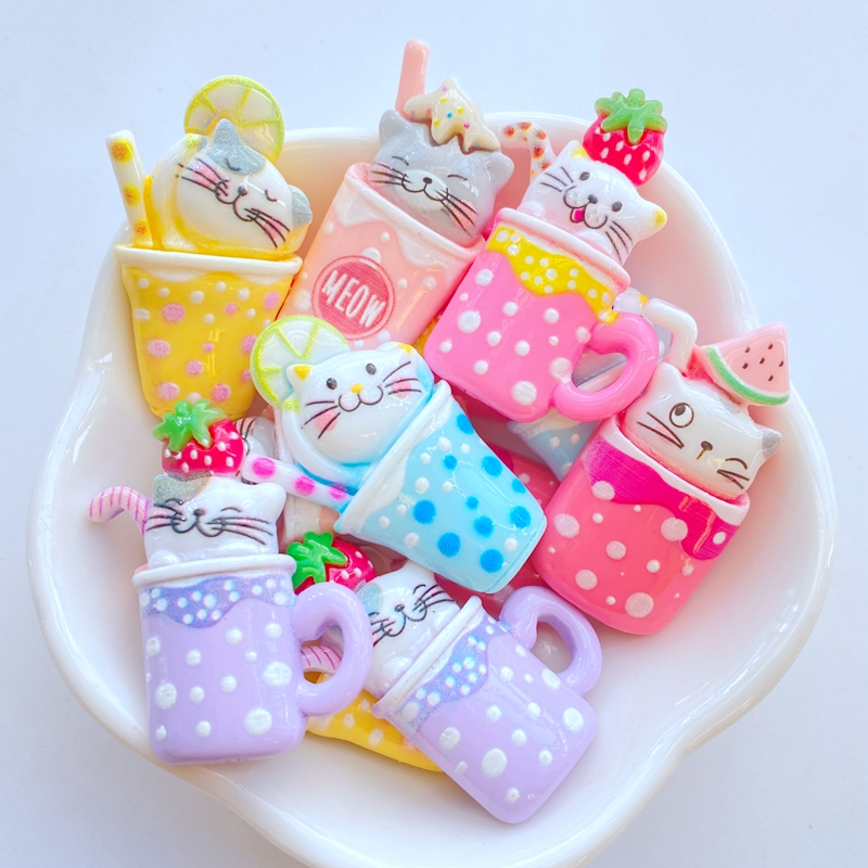 10pcs /set Cartoon Animal Cat Drink Bottle Resin Resina de Bebida Animal Diy Phone Patch Flat Pendant Pingente Plano Acessórios para Cabelo Infantil