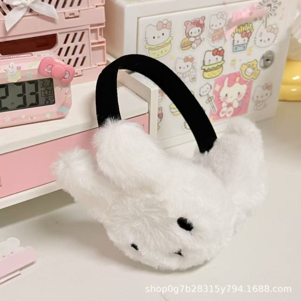 Popular and cute bunny-shaped plush earmuffs for autumn and winter, stylish and high-quality.
