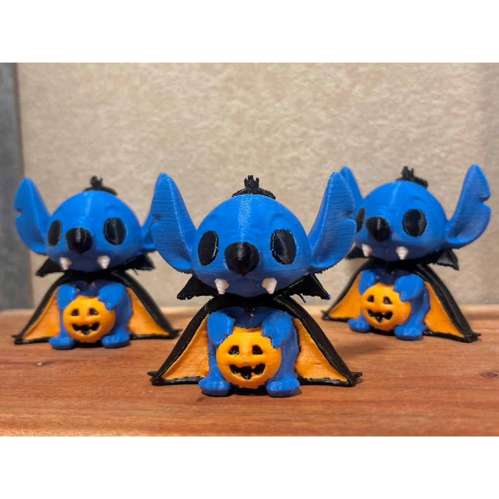 Kit 3 Bonecos Stitch do Halloween Segurando Abobora Decoração Enfeites Halloween 4,5CM - Impressão 3D