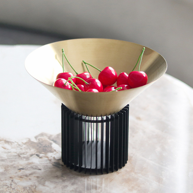 OEHR Metal grid base, creative round horn-shaped fruit bowl, decorative piece for hotels and villas, suitable for servin