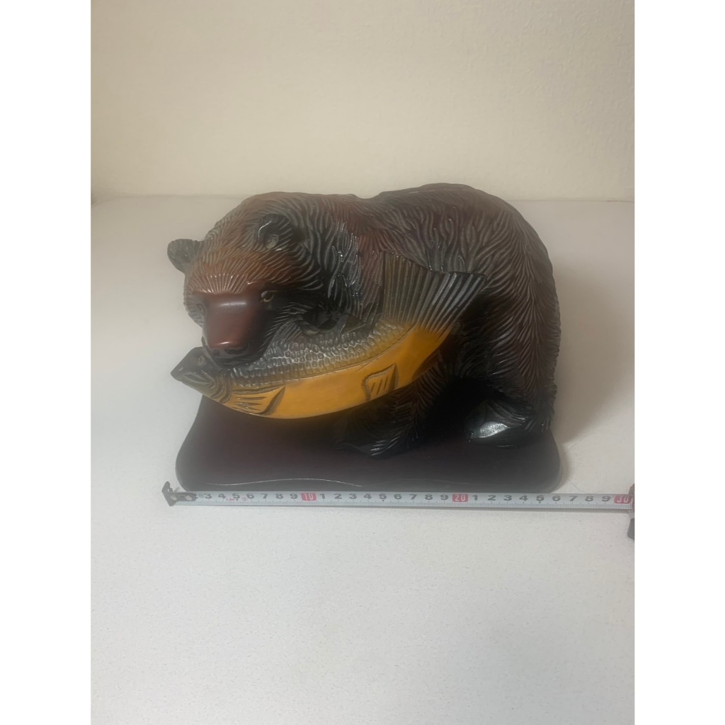 Japanese bear carved wooden figurine with a pedestal/Japanese traditional goods /Size W26.0㎝ L18.5㎝ H19.0㎝/Direct from Japan