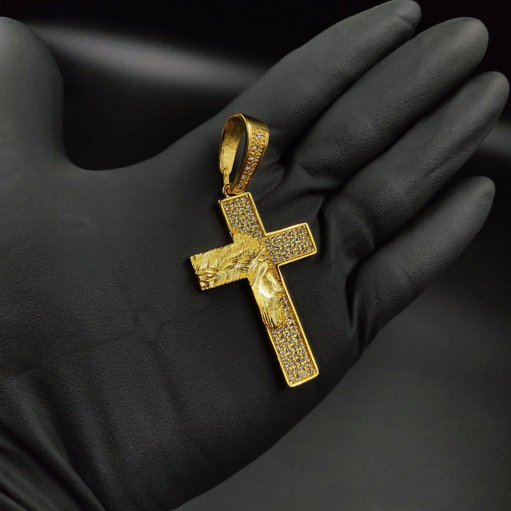 Pingente Grande 7cm por 3,5cm Religioso Cruz Crucifixo Cravejado Rosto de Jesus Cristo Banhada a Ouro 18k