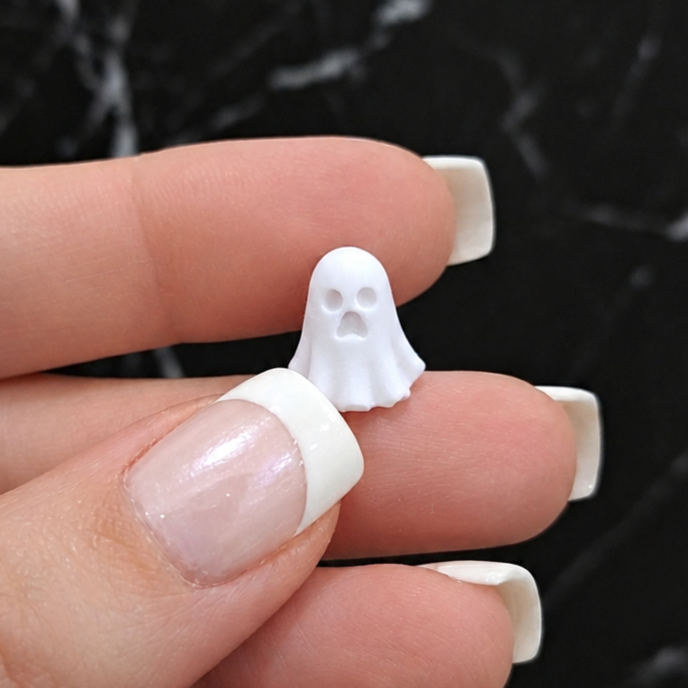 Mini Fantasminha Halloween Enfeite Kawaii Decoração Terrário Miniatura 1.4cm 3D