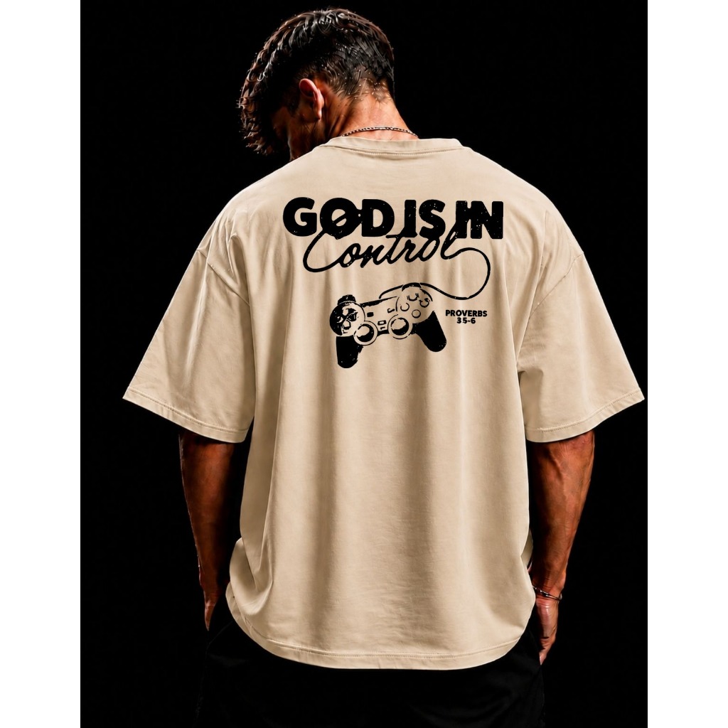 Camiseta Oversized God Is In Control Provérbios 3:5-6 Cristã Gospel Gamer Streetwear Envio Imediato