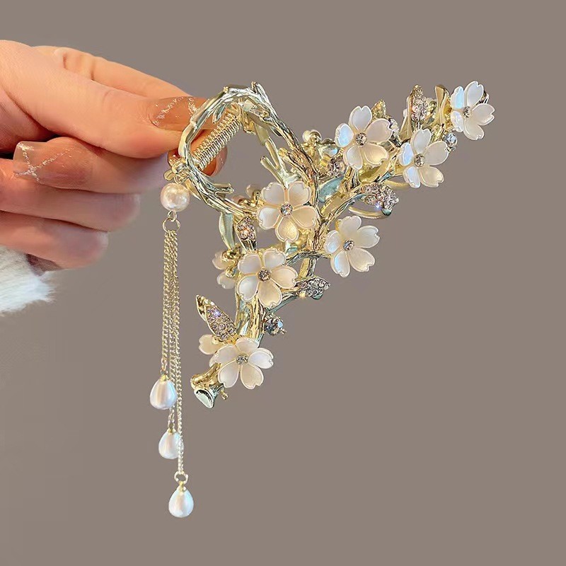 Super Fada Pérola Tassel Tassel Rhinestone Flor Clip Agarrar Clip Ladies Back Head Fashion Shark Clip Acessórios