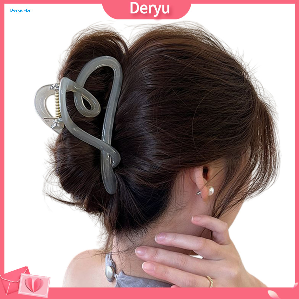 Hair Claw Clip Strong Grip Women’s Transparent Matte Heart-shaped – Stylish Back Head Shower Accessory for Everyday