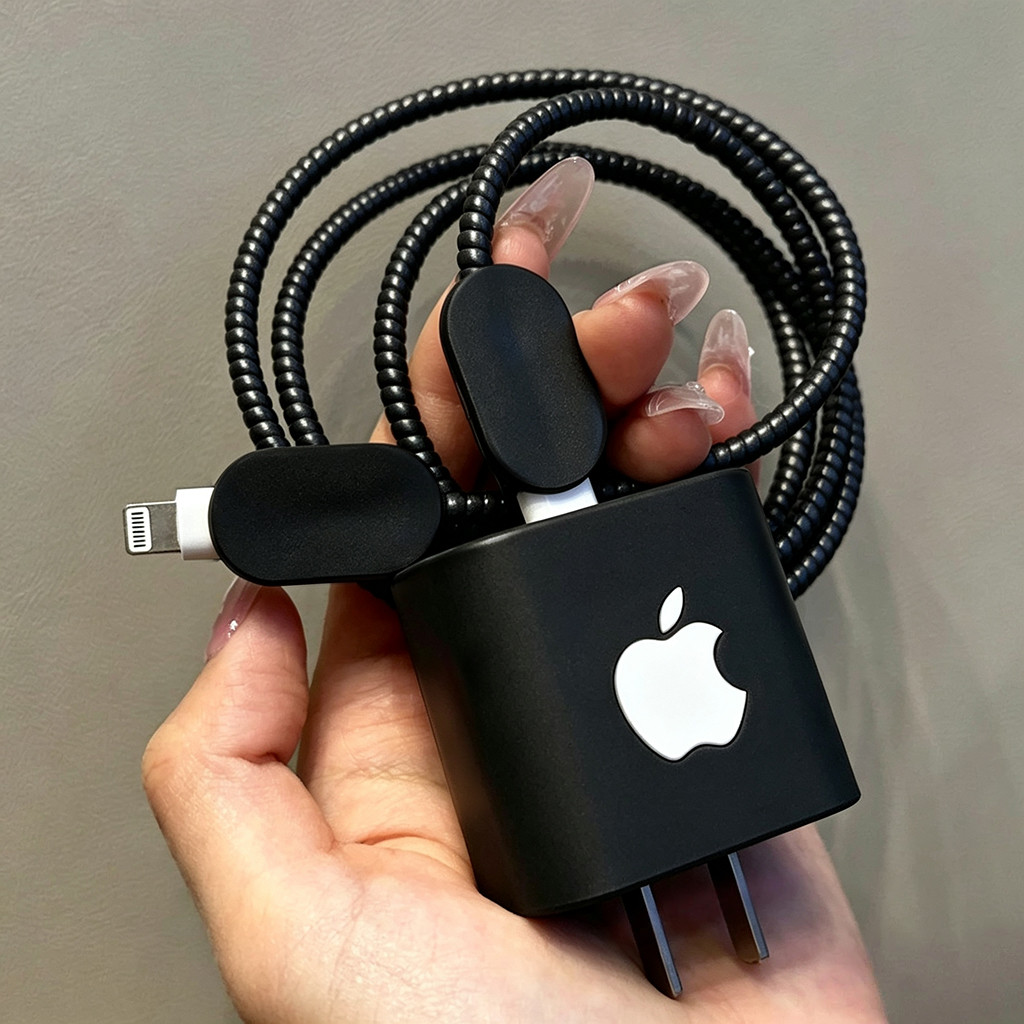 Capa Protetora Preta Fosca para Carregador Apple, Compatível com iPhone 20W, Resistente a Arranhões