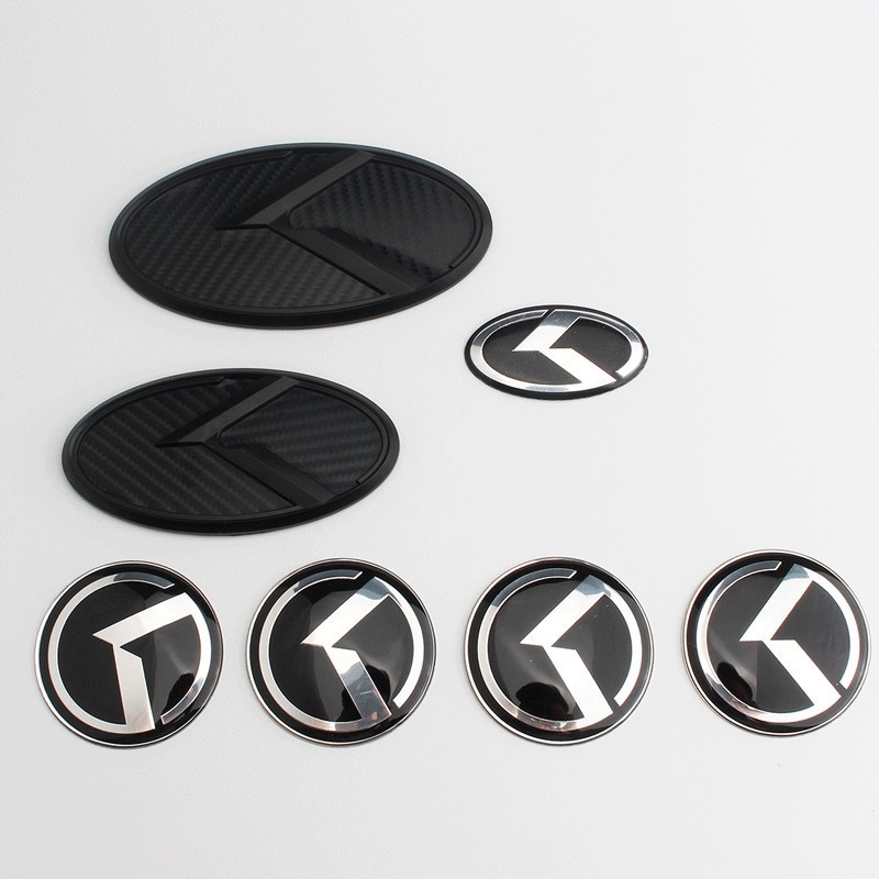 7 Peças/Conjunto K Etiqueta Adesiva Adequado Para kia Dianteiro Traseiro Volante Carro Roda Rótulo Cobertura De Logotipo Preto Fibra De Carbono Modificado De Herringbone