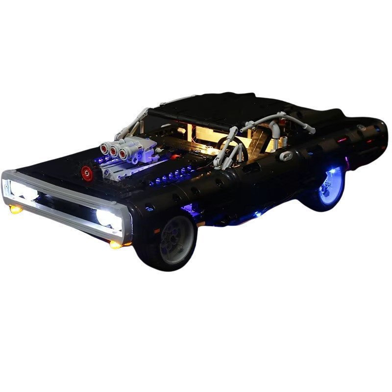 XNJ0 Dodge Charger – Blocos de Montar 1.077 peças + Luzes LED