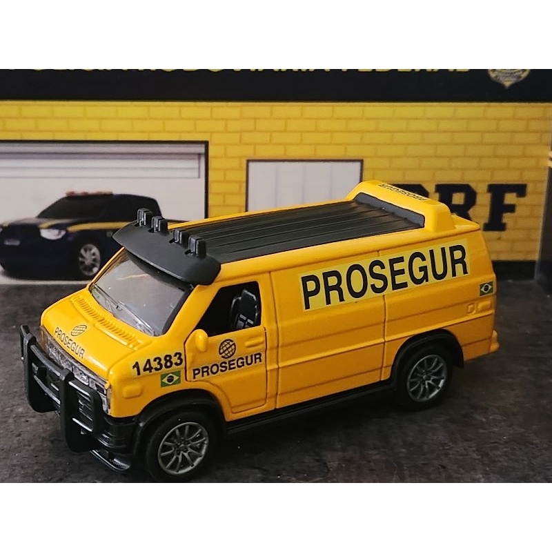 CARRO FORTE PROSEGUR ESCALA 1.36 TAMANHO 11CM  FURGÃO MADE CHINA ACOMPANHA EMBALAGEM DE ACETATO CUSTOM CARRO FORTE METAL