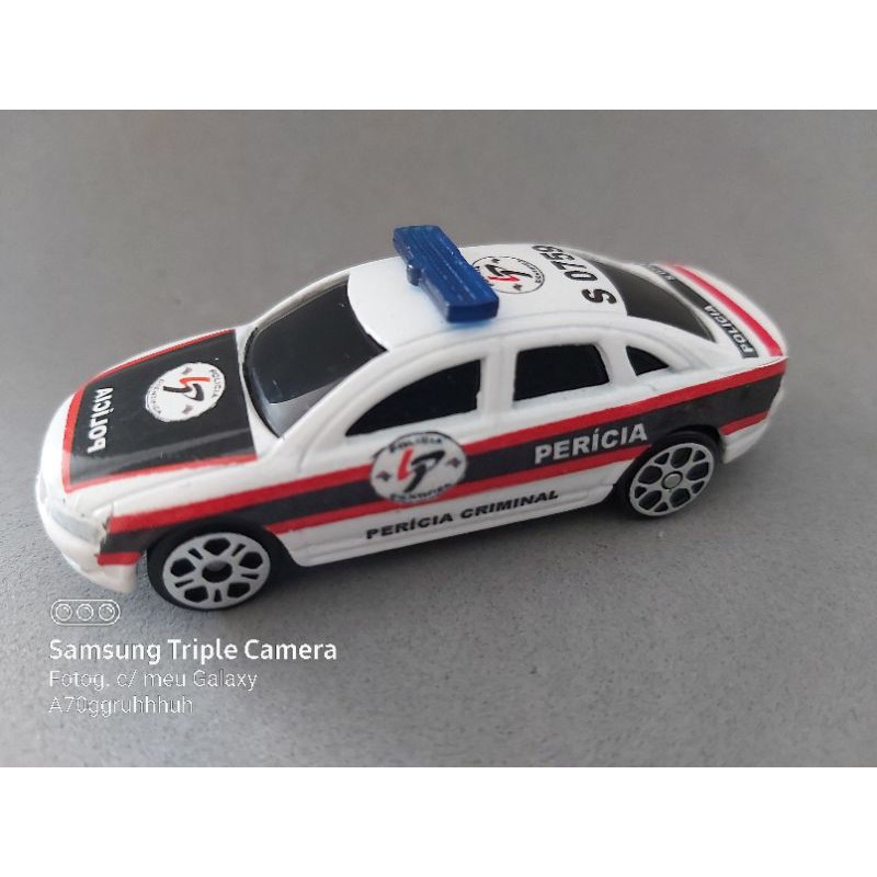viatura policia científica SP Audi custom marca Maisto tamanho 7cm escala 1.64 produto novo made China Novo custom 7CM