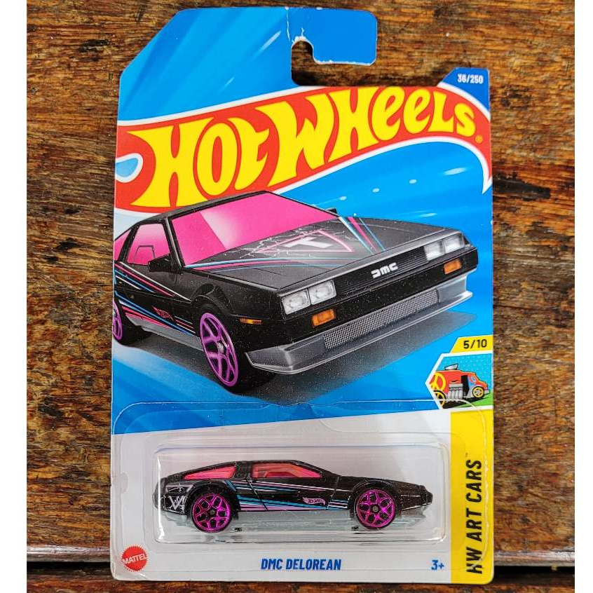 Hot Wheels - DMC Delorean Preto - HW Art Cars 2025 (Lacrado) - Mainline 1:64