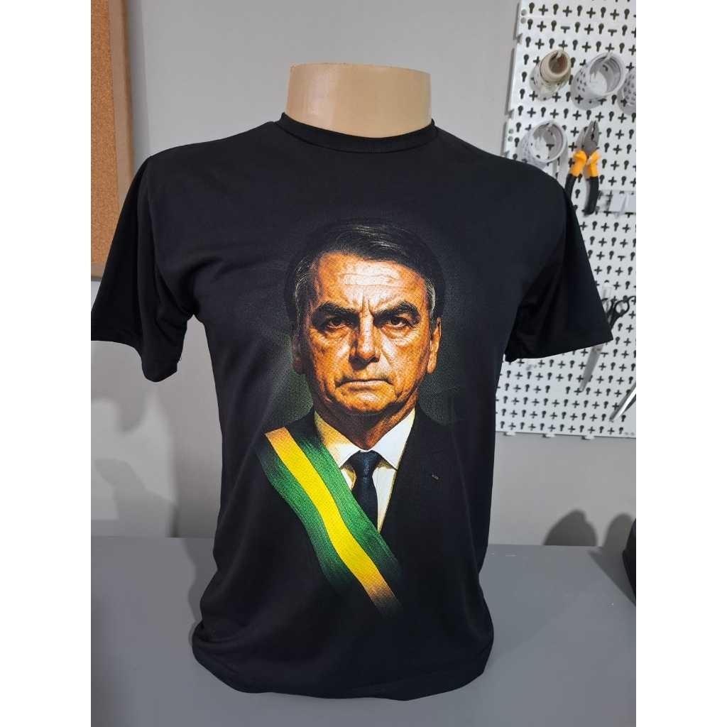 Camiseta Estampa Halftone+Personalidade+politica+Bolsonaro+t-shirt- Unissex+Brasil
