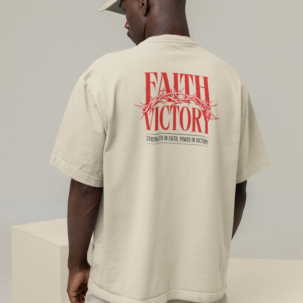 Camiseta Oversized Plus Size Cristã Católica Gola Alta Streetwear Algodão FAITH VICTORY 414