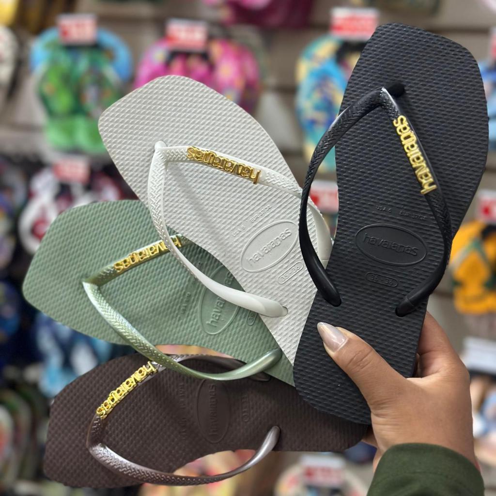 Havaianas Slim Square + Placa logo Dourada